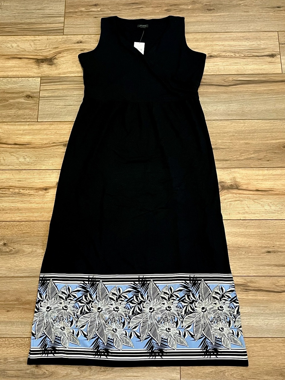 J. Jill Wearever Havana Black Floral Border Maxi Dress Women’s Size Small NWT